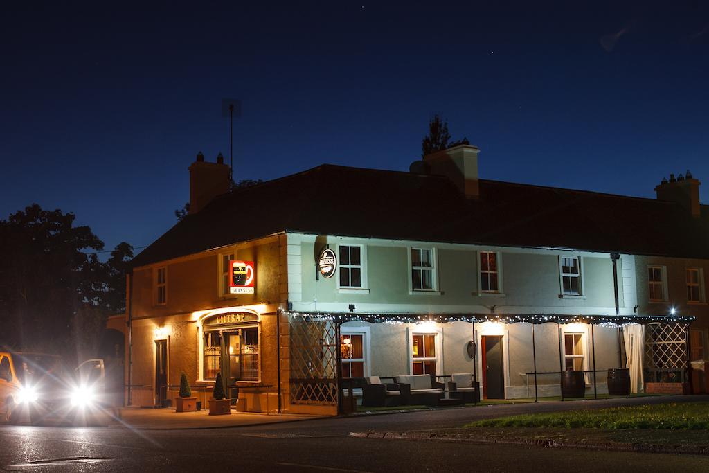 Hotel Giltraps Townhouse & Glamping Kinnitty Esterno foto