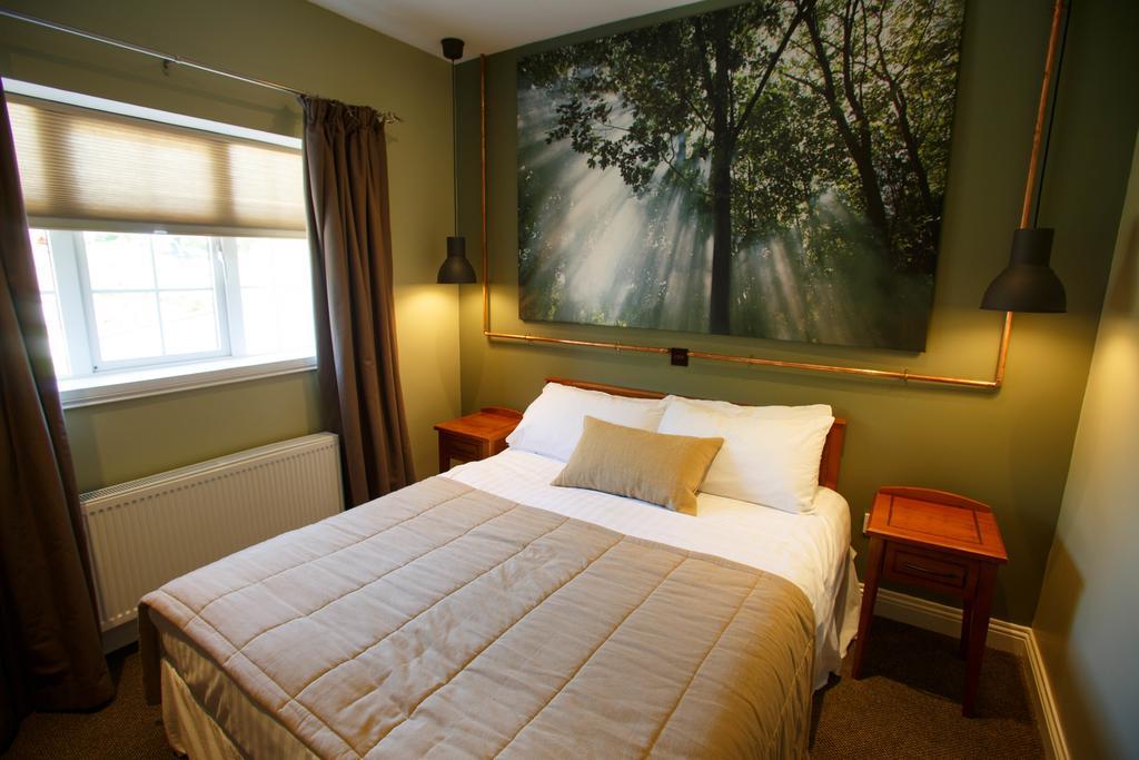 Hotel Giltraps Townhouse & Glamping Kinnitty Esterno foto